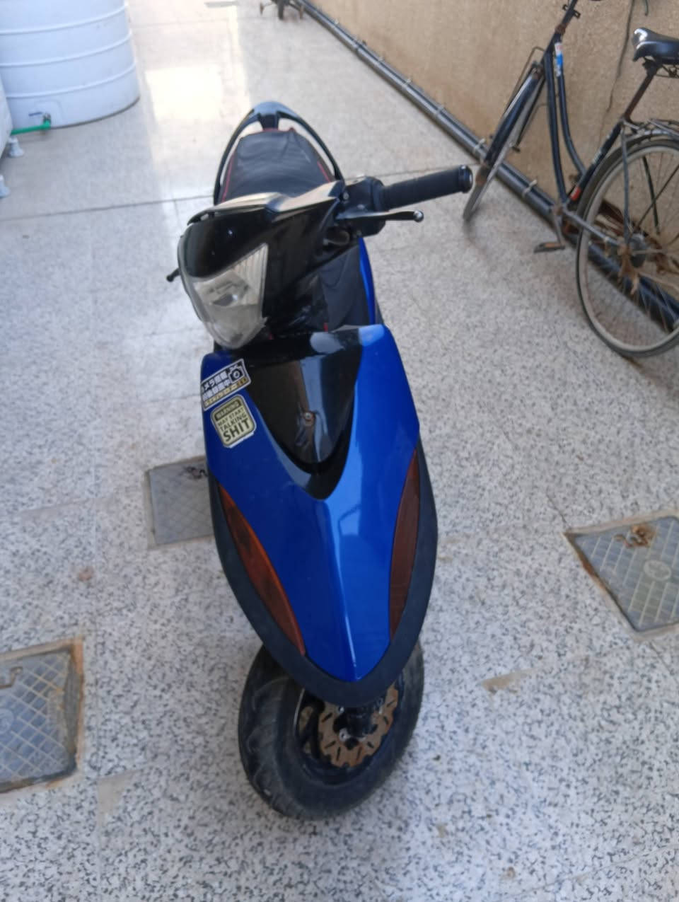 ماكس عدله للبيع بوشه 49 مفتوحه. كلشي شغال سلف هندر دكه وحده ناقصها كلج امامي فقط سعر 650الف. *********** البصره ابو الخصيب
