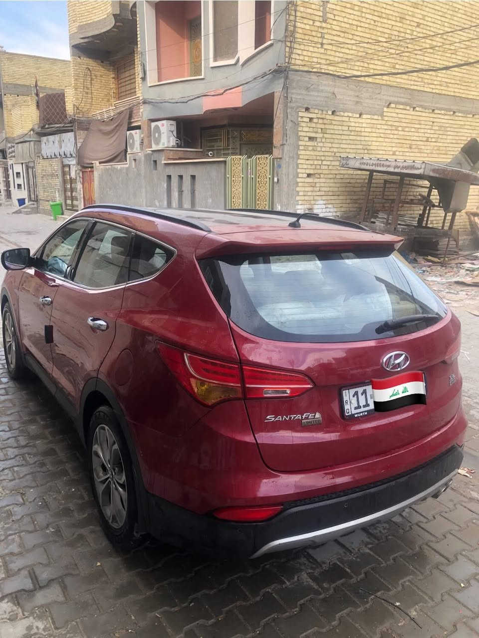 سلام وعليكم  أو مراوس سورنتو  أخوان
عندي سنتافيه للبيع 2014 فول موصفات LlMlTED مكفولة من الدعامية للدعامية 
سيارة نضيفة وموجود سوناره بلأخير الصور 
رقم بغداد دولي بأسمي شخصياً تحويل مباشر 
6 سنلدر 7 راكب سيارة عائلية بصمة تشغيل وابواب كشنات كهربائي مري شفط حساس خلفي كامرة 
تبريد 3 قطع لايت زنود وبكلايت LED تحكم ستيرن جهتين

4WD فول ويل طبعاً
الرقم *********** شغال واتساب وسيمكارت
