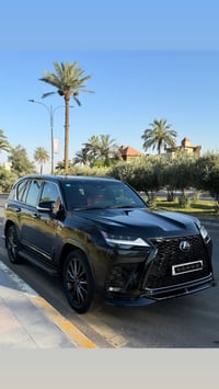 ‏      Lexus F Sport 600 2025  لكزز اف سبورت F1 اصل بريم اصل زيرو  ماش...