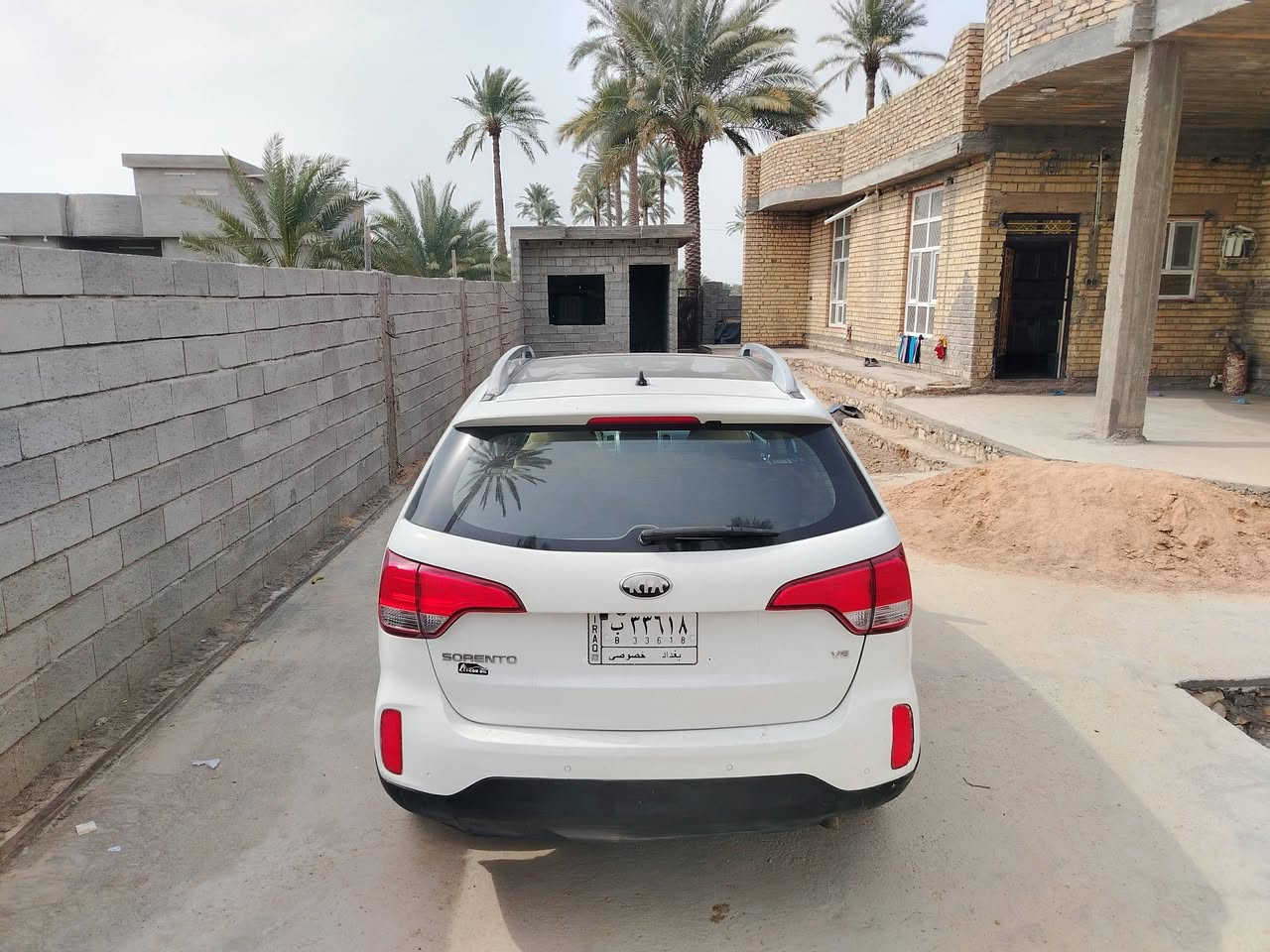 السلام عليكم
كيه سورنتو.  موديل.  14 بسني
العنوان الانبار
رقم بغداد
خليجي
بلرامه
حساسات
بصمه ابواب
امري شفط
بصمه داخليه
تخم تاير
السياره. فول

بنيد صبغ بس بدون حادث اثر شخط
مكينه مفتوحه
السياره خير من الله
تحويل مباشر
السياره الانبار. الكرمه
الاتصال
***********
