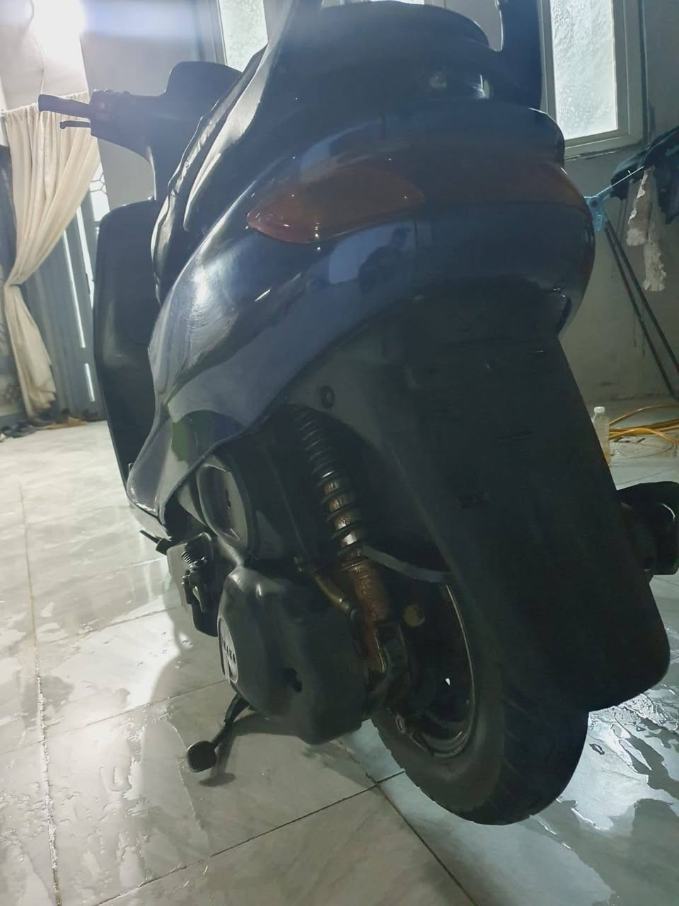 سلام عليكم من رخصت لادمن دراجه فراشه فحل دراجه مال حاويه صارلها اسبوع من نازله كلشي ما مبدل بيها دراجه كلشي بيها بلادي وما مفتوحه شلعه ومعدل فول
السعر 600 وبيها مجال بسيط
*********** مكاني نجف
