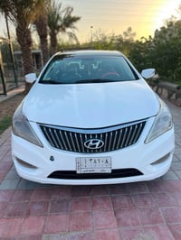 ازيرا ٢٠١٣ • ٦ سلندر • فول مواصفات