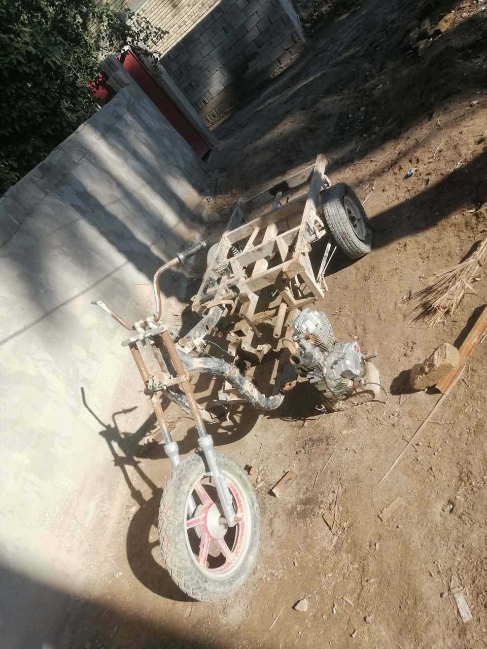 سلام عليكم ستوته للبيع عوزهه بس بدي محرك وياهه شغال كامله بس بدي عوزهه السعر 200وبيها مجال المكان بابل الحمزه الغربي الستفسار ‏‪0787 983 2634‬‏
