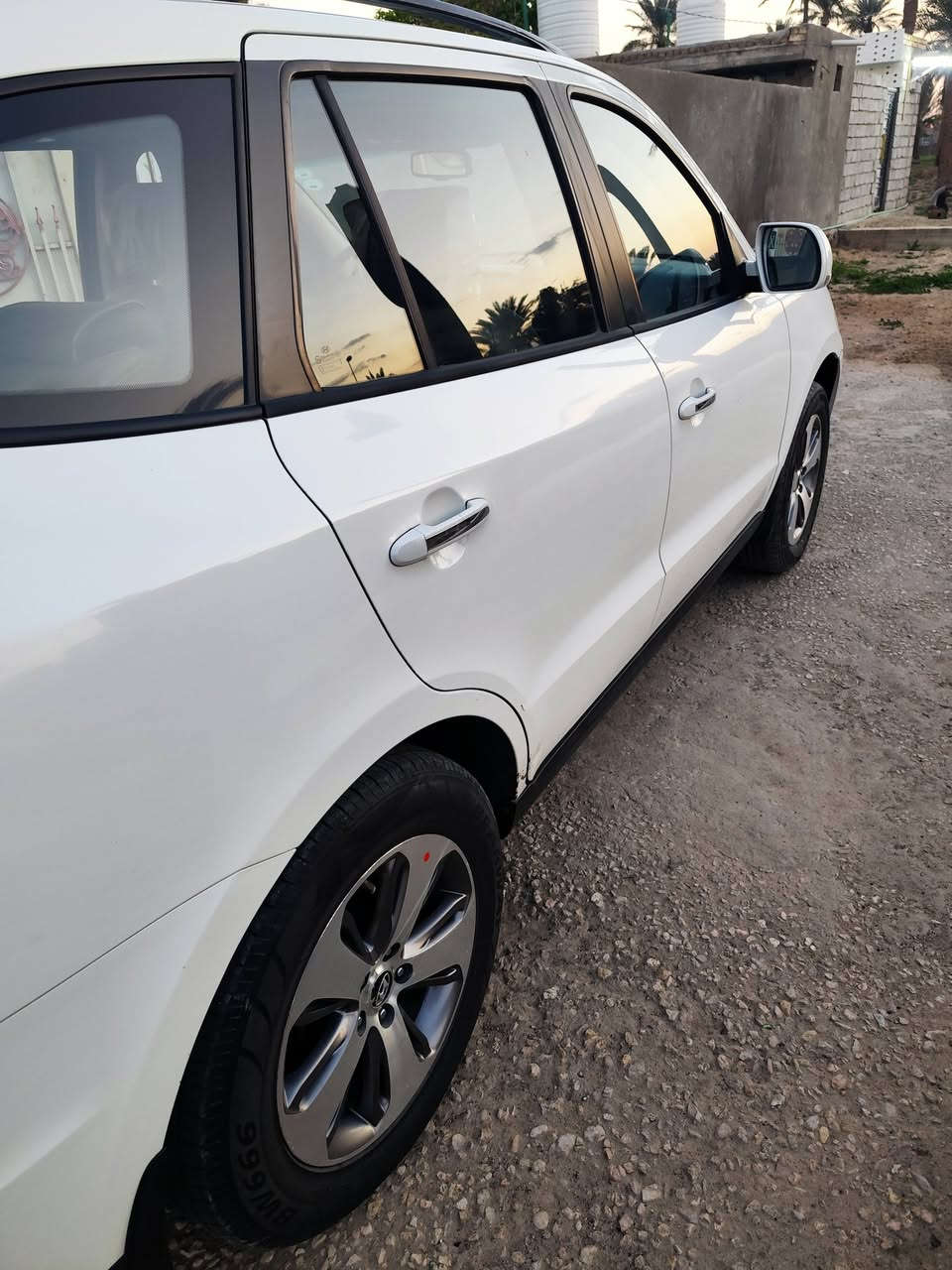 السلام عليكم
سنتافي 2012 للبيع 
4سلندر خليجي السياره مكفولة كفالة عامه 
فول مواصفات جاهزه من كل شيء 
للبيع فقط السعر خاص او التواصل على الرقم
***********
