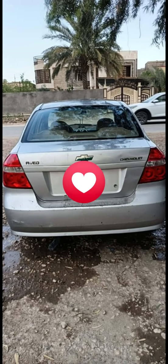 السلام عليكم افيو مديل 2009 وارد خليجي
السياره جاهزه من كلشي كير ومكينه مكفوله
اوتوماتيك 1600 تدفئه وتبريد شغال بس بي إليك  حداديه امامي وخلفي مكفوله تخم تاير نضاف اطلع اتراي وين ميعجبك؟؟؟ السياره بسمي شخصين مداور ثاني يوم عقد مروري شرط رقمها بابل ارقام انكليزي
السياره مكانها بابل مركز مدينه
رقم تلفون ***********
