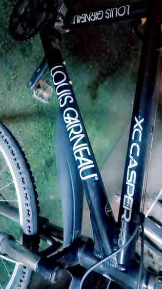 السلام عليكم 
للبيع بايسكل ياباني نوع لويس كارنيو اخو الجديد تايرات جديدة حجم 26 
8سرع 
ماخذة ب٣٠٠ الف رايدة ب ٢٥٠ وبي مجال مكانه بغداد الدورة الكفاءات 
***********
