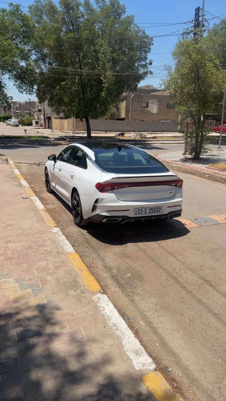 BC BC Bسلام عليكم كي  5مديل  ٢٤ سيارة جهازةحادثها جمالغ وبنيد سيارة فول مواصفات داخل احمر سيارة بسمي مكانًسيارة  بغداد***********
