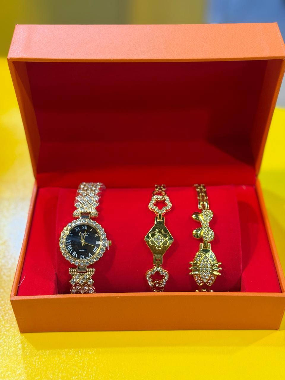 ⏱️ لأن الأناقة تبدأ من تفاصيلك الصغيرة… نقدم لكِ تشكيلتنا الجديدة من الساعات النسائية الفاخرة ✨😍

✔️ تصميم عصري يلائم جميع الإطلالات
✔️ خامة عالية الجودة ومقاومة للخدوش
✔️ ألوان راقية تضيف لمسة أنثوية ساحرة
✔️ مناسبة للهدايا وللاستخدام اليومي

💃 ارتديها… وتميّزي بإطلالة فريدة تلفت الأنظار أينما كنتِ ✨

📍 للطلب والاستفسار: مكتبة الولاية كوت حي جهاد نهايه شارع صبر 
📞 هاتف: ***********
