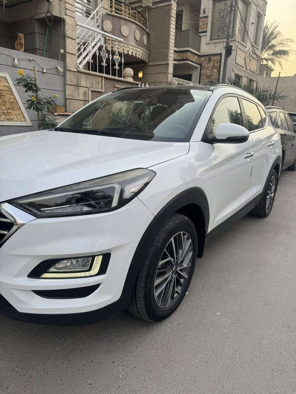 توسان خليجي 2019
مكفول (ملاحظات بسيطه جدا )
رقم بغداد دولي 
فول مواصفات 
السياره باسمي
مكان السياره بغداد البلديات 
للاستفسار 
‭0770 780 9615‬ ‬
