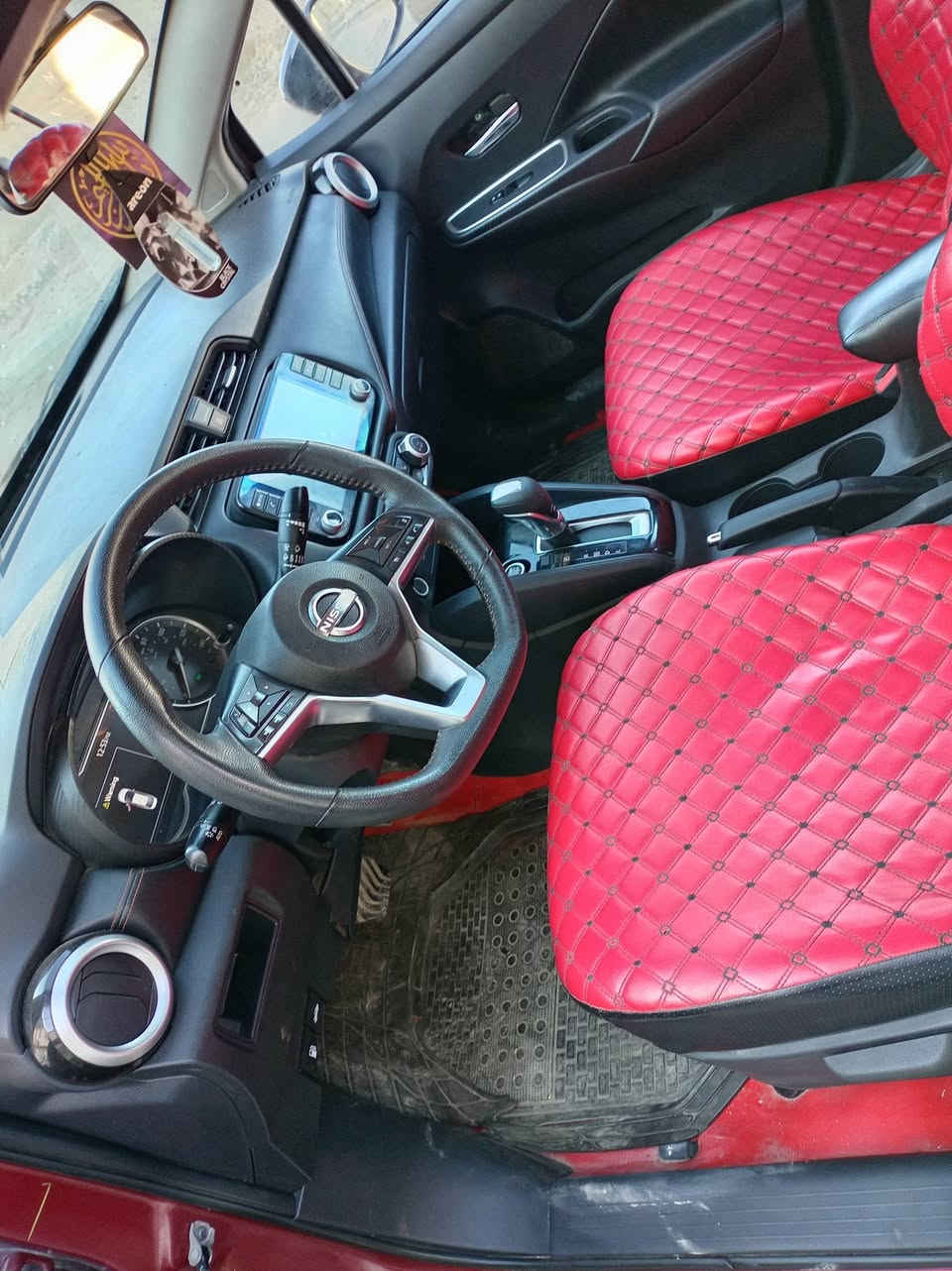 نيسان فيرسا 2023سياره كارتون ماشيه 15الف حادث بجم مرقم معوقين َمكينه وكير تبريد وحدايه زيروبيع مستعجل السعر 95وبيهه مجال قليل ***********عنوان سماوه
