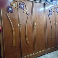 للبيع انت قيم اذا عجبني سعرك ابيعلك مابي شي غير كسر بسيط مبين بالصوره ...
