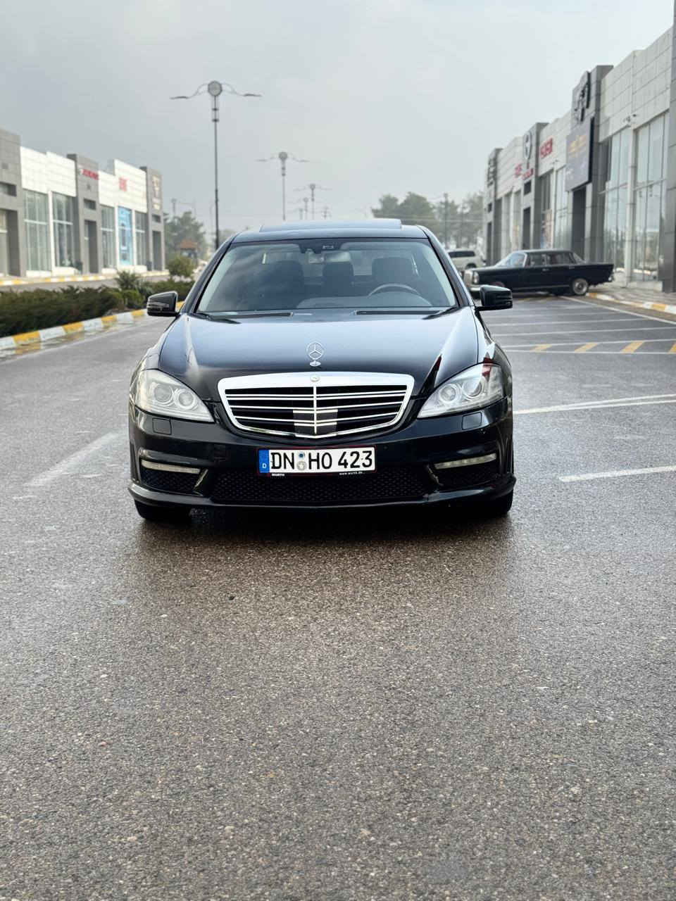 ﷽

سەرەتا ماشاألله لە ماڵی هەموو لایەک
Mercedes-Benz .S500 ,2011
مواصەفات:٥ پەردە،کوشن ساردو گەرم،کوشن خەزن ،١٠جوڵە کوشن،جامەکانی فۆتۆ پۆلۆ ڕایس بیلادی،هەموو درگاکان سەحب ، کوشنی دواوەش ساردو گەرم،سڵاید،بەغی لایت پاکردنەوە،کامێرا ،ڕادار،گەمی ،ساردی،بەگ لایت لێزەر ،لایتی عەدەسەیە،کوشنی دواوەش موحەرکە دەبیتە سیسەمvip،کەلەسەرەکانیشی بە دوگمە دەخەویت،تەلەفونی بیلادی ،ماوسو شاشەی مەزبوت،

بۆیاخ حیزام کامل نەبێ تەنها دواوەی لێزەر

گێڕ مەکینە پیشو دواو تەقەو ڕەقە بەشەرت 
تێر مەسرفم کردوە ئنجا ئەیفرۆشم 
  سەیارەکە مەنەفێسی لەگەڵە 

بۆ فرۆشتنو گۆڕینەوە .نرخی ٨٢گەڵا
گەر موشەتریت 
حەزت بە سەیارەکەمە لە وەتس ئەپ ڤایبەر پەیوەندی بکە:*********** السليمانية, العراق
