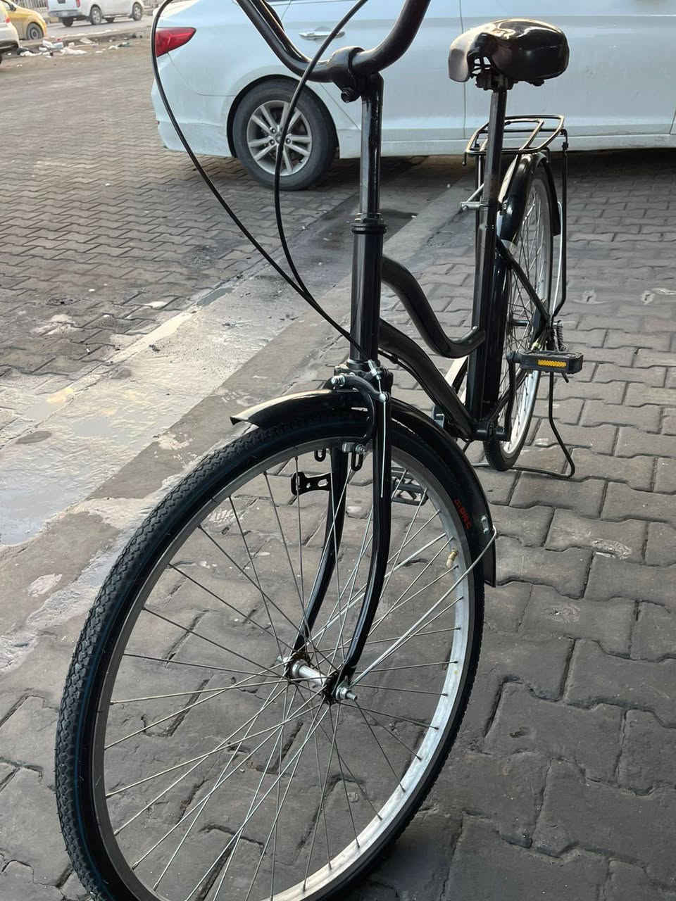 سلام عليكم باسكل للبيع باسكل جديد ورزن المكان نجف حي النصر قرب المستوصف  السعر 100 وبي مجال رقم الموبايل ***********6
