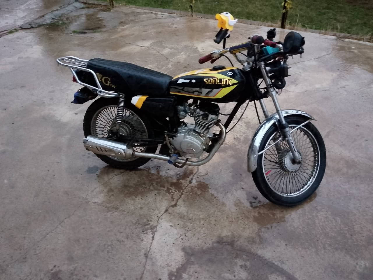 سلام عليكم دراجة البيع تايكر 4كير موديل 2021محرك مفتوح نشاط فول كهربائيات شغاله تأيرات جديد  دراجة كله شغاله مكان بيجي سعر 370بهامجال شراي تصال ***********
