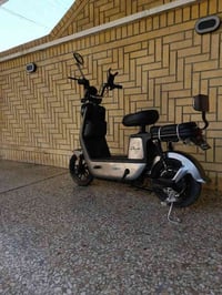 دراجه شحن للبيع استعمال شهر واحد الشراي يجي واتساب07722266257