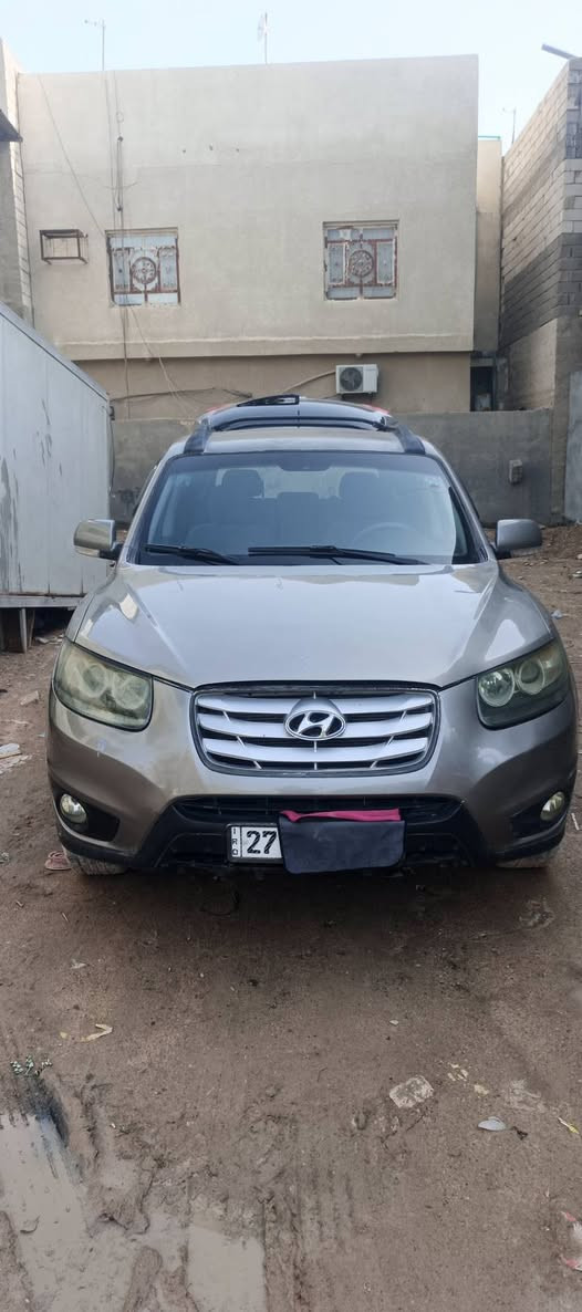 السلام عليكم سنتافي للبيع
محرك ٤سلندر دوش 2400
كير محرك كفاله ع الفحص 
حديدية توني بدلها كل أصلي
السياره ناعمة بيها مدكر موضح بلفديو  ومصبوغه عام 
موديل 2012
راعيها جاري شرط التحويل
قماره شواصي  كفاله تجي تفحص 
العنوان بصره حي الزيتون
***********
(السعر ٩٣ وبيها مجال البصرة, العراق
