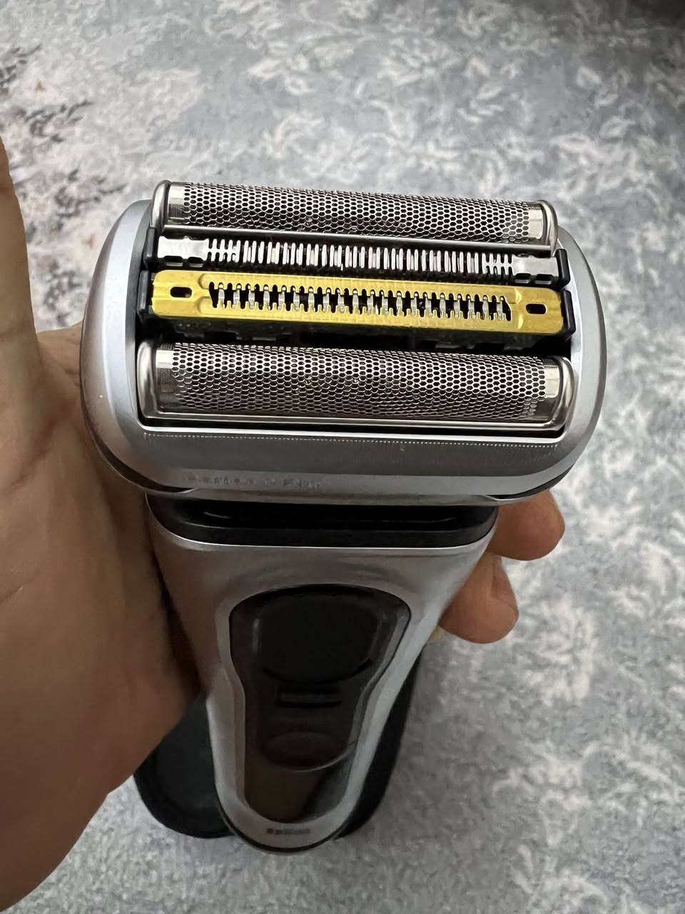 مكينة حلاقة جلاية براون سيرس تسعة برو بلص اخر اصدار جديدة لوك ما مستخدمة بدون ملحقات بس جنطة وشاحنة اصلي صنع المانيا … السعر خاص رجاءا@everyone@highlight


**إذا كنت صاحب هذا الإعلان وتريد حذفه لأي سبب، رجاءا أرسل رسالة إلى الدعم الفني**