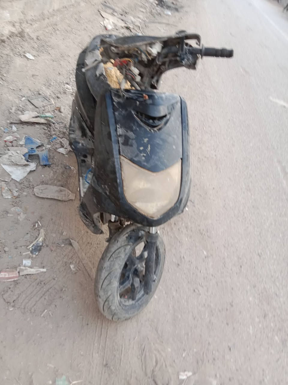 سكنس نثيه للبيع كوم حديد السعر 150 مجال بسيط للاتصال *********** عنوان بغداد الدوره
