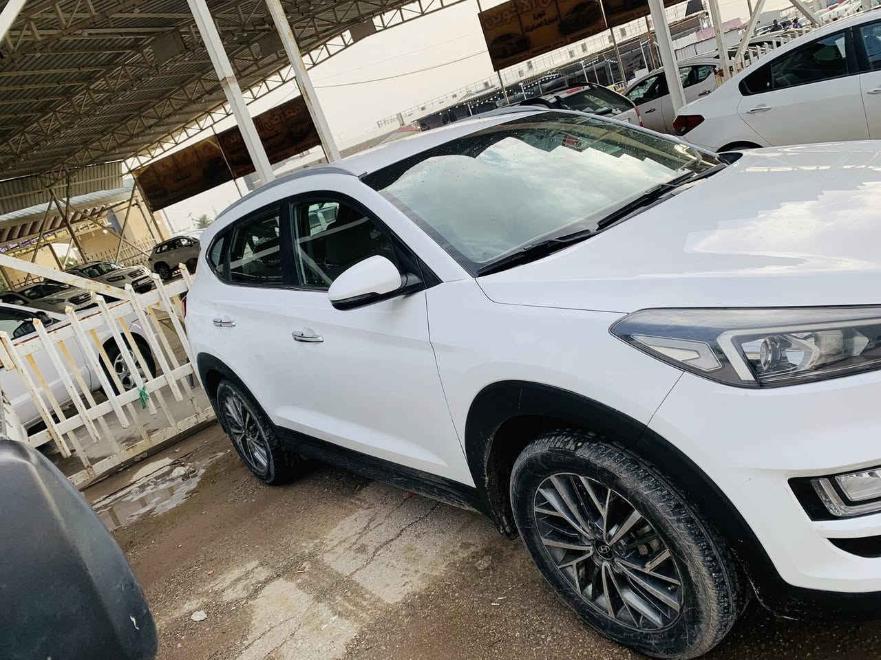 السلام عليكم توسان للبيع موديل 2019 السياره مكفوله كفاله عامه رقم الجديد الانكليزي رقم اربيل وكالتك عليه فول مواصفات السعر205  وبيها مجال مكانها نجف للاستفسار التتصال على الرقم ***********
