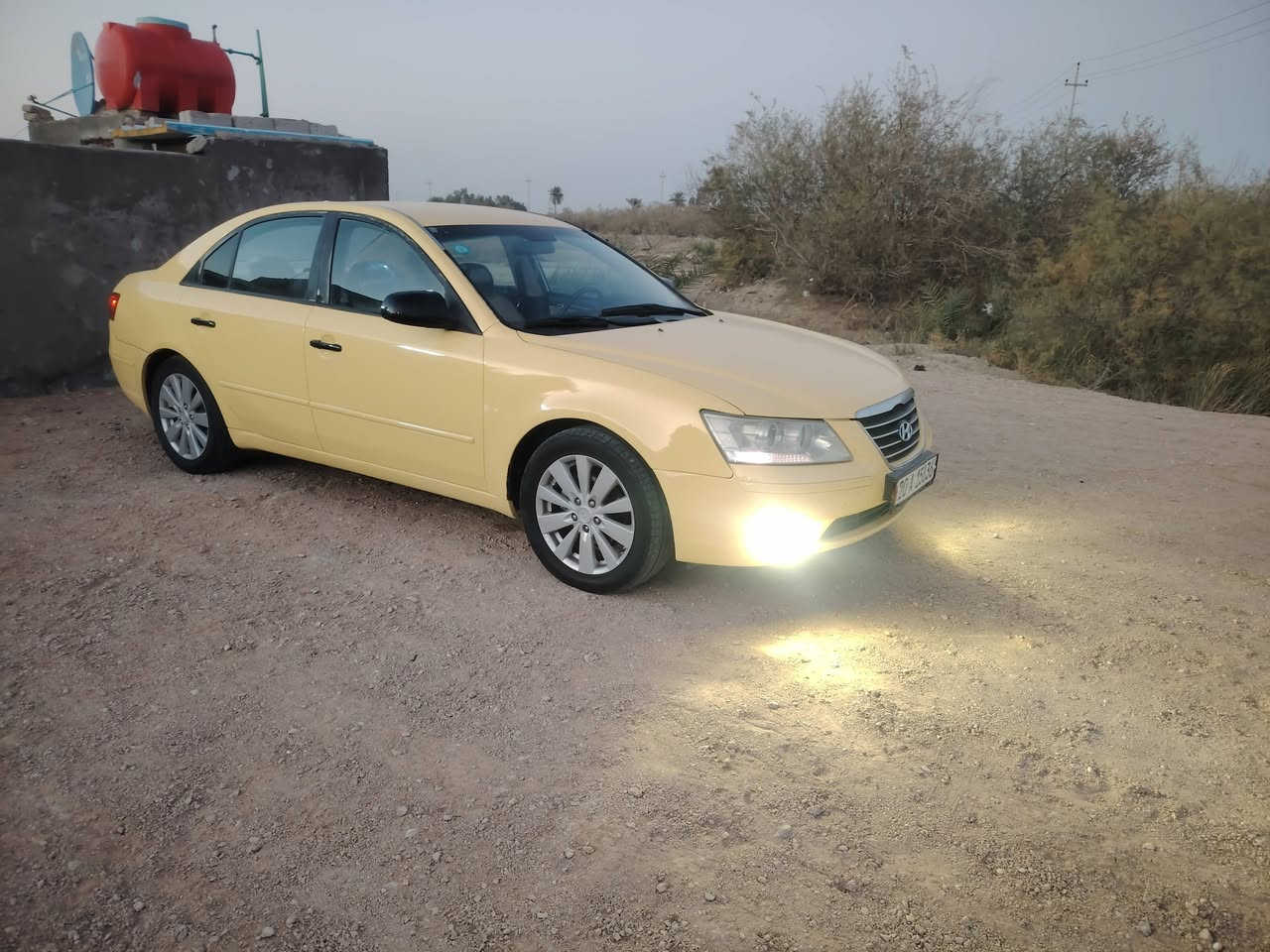 السلام عليكم سوناتا للبيع 2009 امريكي سياره جديده مابيها اي نقص كير مكينه تخم تاير حداديه كله مكفول مصفره مرور و هيئه السياره جديده بمعنى الكلمه الياخذها. مداور ثاني يوم السعر 110 وبيها مجال بصيط حك الجيه العنوان الديوانيه الحمزه الشرقي الرقم ***********
