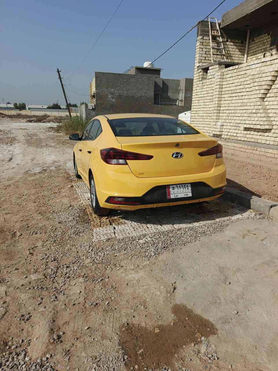 السلام عليكم النترا موديل 20 بغداد باسمي مصفره هي وغرامات منظومه غاز وارد امريكي محرك2000 منظومه غاز جديده صدر خلفي امامي جديد تخم تاير تبريد شغال سياره جديده بمعنى الكلمه وبالعافيه علي ياخذها سعر 130$وبيها مجال بسيط *********** حادثها بلمنشور
