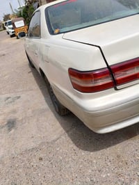 مارك للبيع موديل 2000  سنويه 2027  سياره مكفوله من كصه ونقل جثه تخم تا...