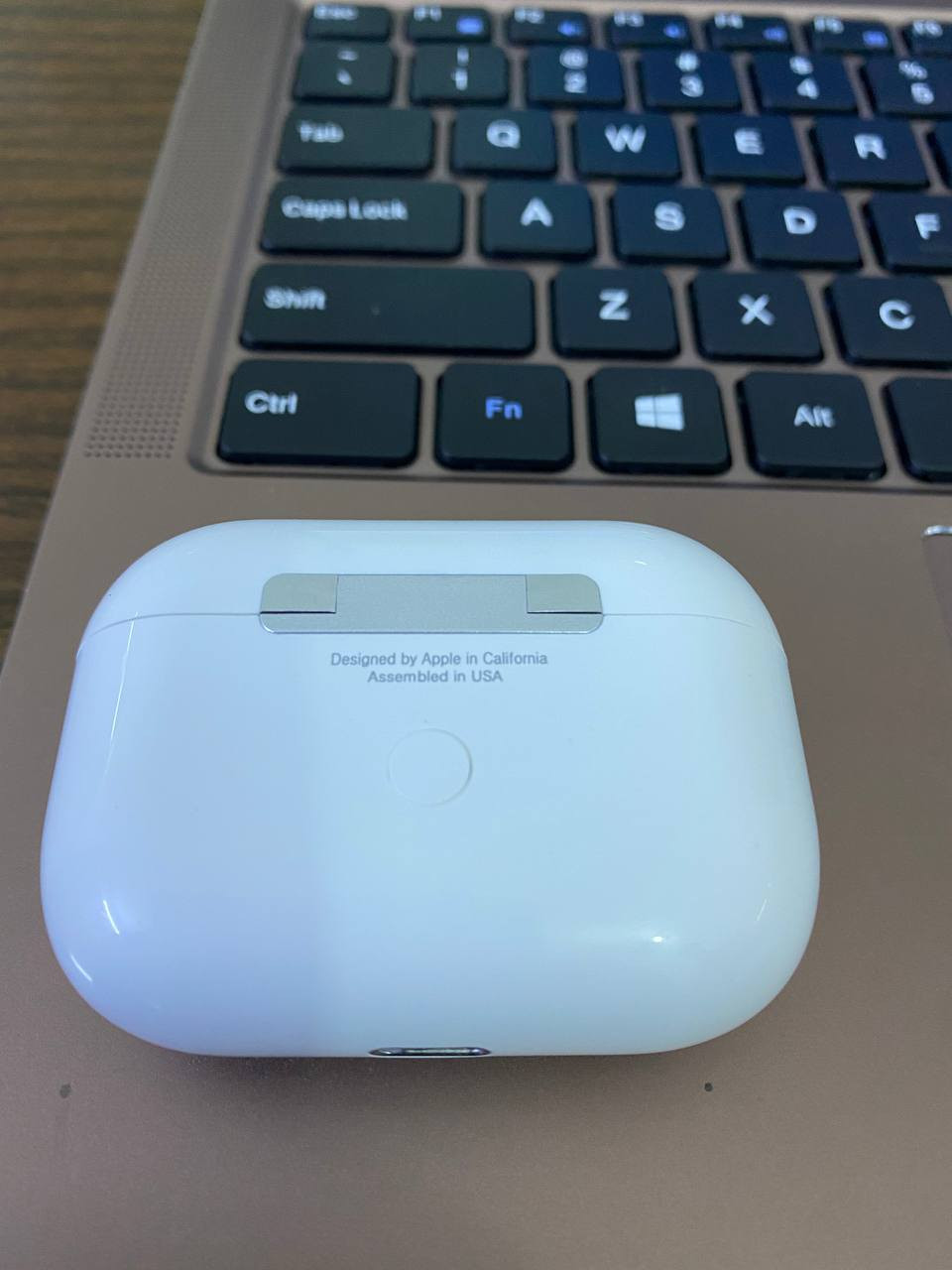 ايربود برو  الجيل الثالث
كيبل شحن ايفون وياهة ملحقات وكلشي كامل 
سعرة 20 الف ومجالهة بسيط 
مكاني الفلكة مال حي النصر 
تفصل خاص


**إذا كنت صاحب هذا الإعلان وتريد حذفه لأي سبب، رجاءا أرسل رسالة إلى الدعم الفني**