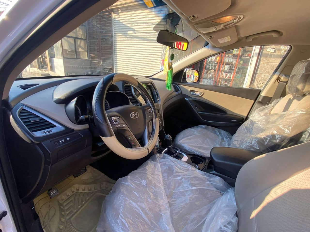 السلام عليكم مكلف بل نشر مكلف بل نشر سنتافي خليجي سياره كشر كير حداديه خير من الله مكينه مفتوحه العنوان بغداد العبيدي السعر ١٥٧ الاستفسار علئ رقم رعيها *********** اتصل وسياره احلئ من الصور نص فول
