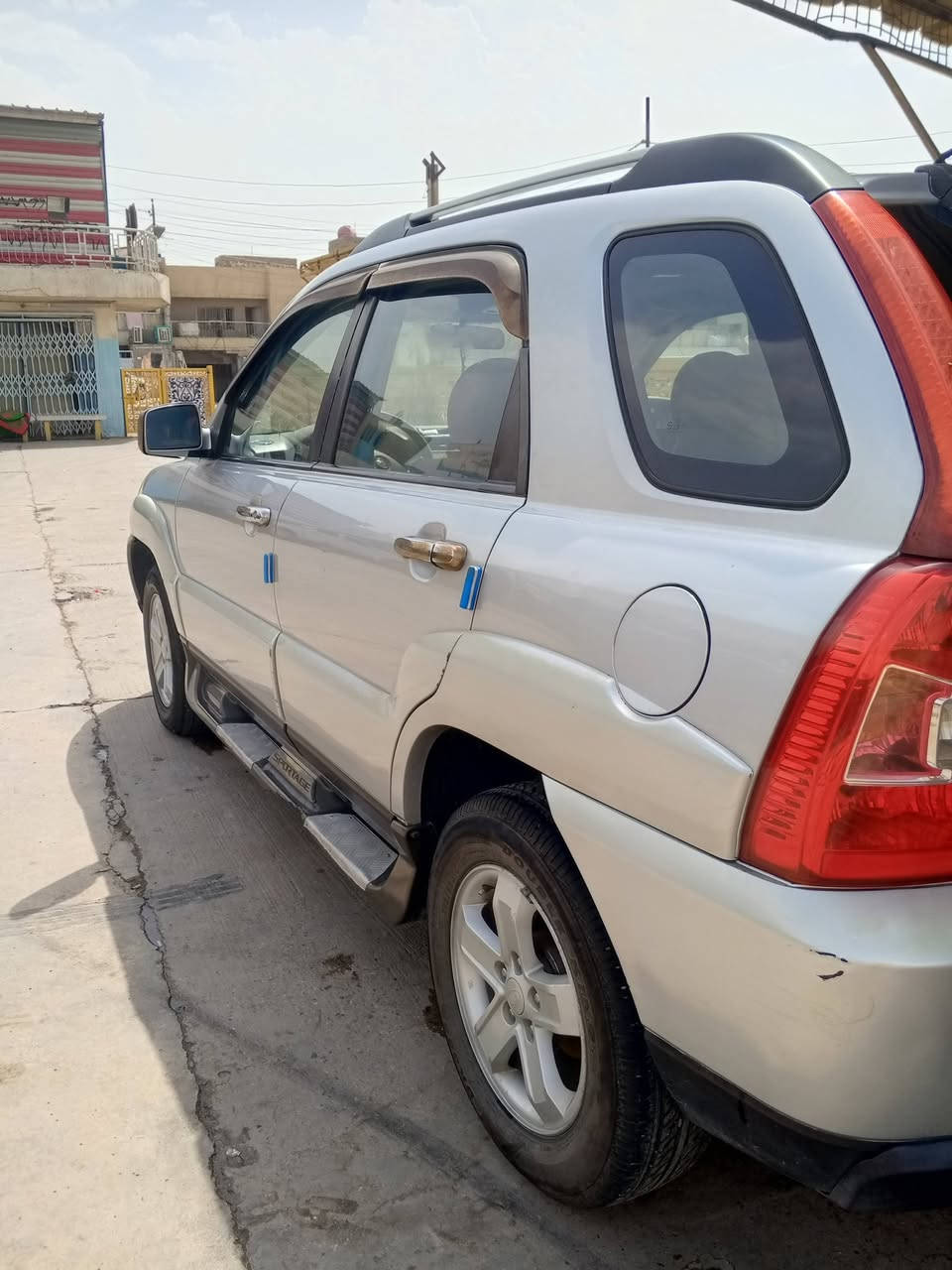 السلام عليكم للبيع  سبورتج موديل 2009خليجي بغداد لون سلفر مكينه 2000  بيه بس بنيد جارد والبلاستك وبارد بالصندوك   الاتصال على الرقم *********** او واتساب السعر 110$
