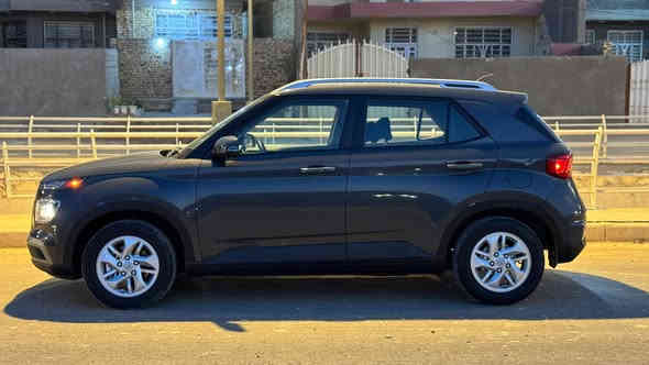 السلام عليكم 
هونداي فينو 2024 مرقم بابل
ماشيه 9 الف فقط
بدون ايرباك
مواصفات
بصمه تشغيل وابواب
كشنات تدفئه
رادارات جميع الاتجاهات
وبقية المواصفات المعروفه 
صور الحادث داخل المنشور تبديل قبق جنطه
السعر 145 وبيه مجال

*********** متوفر واتساب
