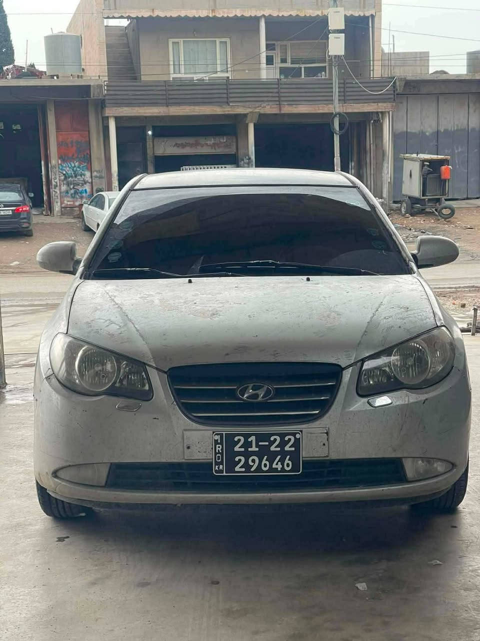 ئاڤانتی بڕاوە  گێر عادی ماڵی فەقیر
ماڵی مەدەنی بەشەرت

2008  گێر عادی
دەحمو لێدراوی نیە
گێرو مەکینە بەشەرت
تەبرید لەسەر سویج
یەک دو قۆپی هەیە لەگەڵ تۆزی گەری زۆر نیە
سیارەکه بە حام زۆر جوانە  بێ مەسرەف
***********
