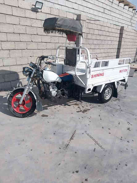 السلام عليكم اللبيع  ستوته 2019لا تبخير لاتنقيص سعر 1300 وبيه مجال مكان ديالي بلدروز امام عسكر ,***********
