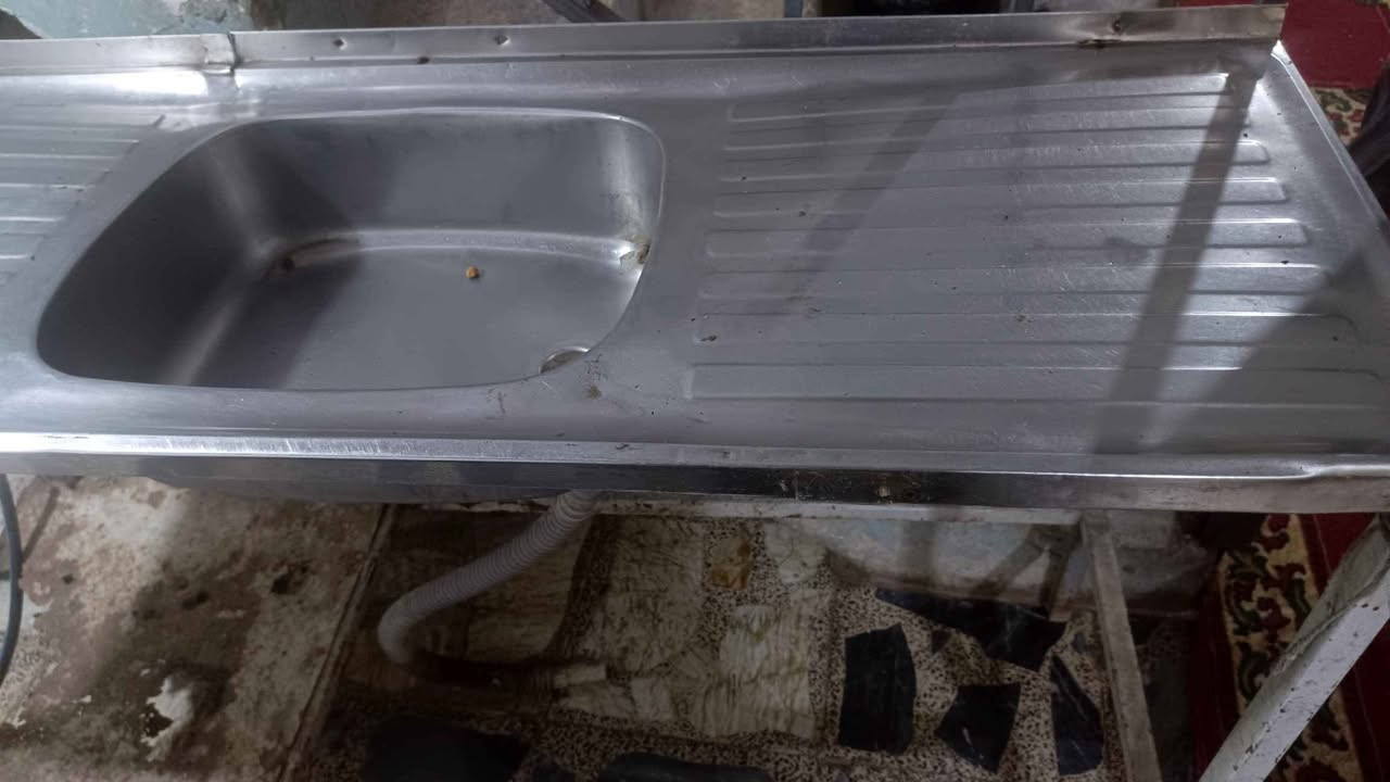 سنك جواا ميزممكن يتغلف يصير كاونتر واحد ملم اكثر ما ادري يعني ثقيل بي قوي ما ابي ضرربس البليته الجوه مخليهه شلون رفع تريد تبدله تريد تلحمله شيش شخاطه نظيف ما بي ضرر بس طعجتين صغار ما مآثرا ابدا ردت اعزل عن اهلي فوك وبطلت العزا اول البارحه اخذته كربلاء, العراق


**إذا كنت صاحب هذا الإعلان وتريد حذفه لأي سبب، رجاءا أرسل رسالة إلى الدعم الفني**