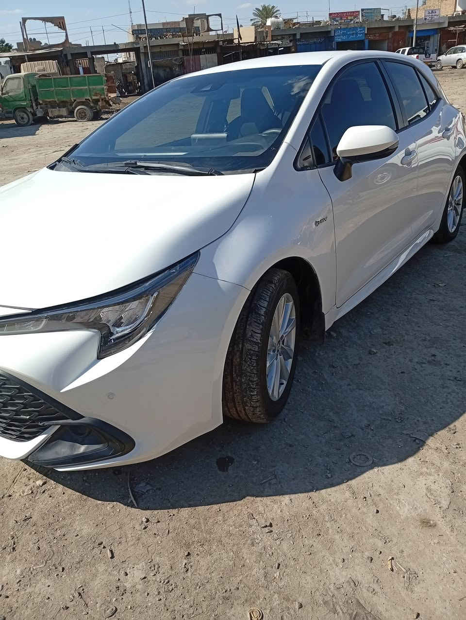 سياره كورله ايج باك هايبرد موديل ٢٠٢٥زيرو جديده سياره ماشيه  ٣٠٠كيلو وارد ياباني خليجي تترقم جميع لمحافظات على دوله سعر ١٣٥ورقه ***********
