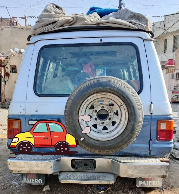 باجيرو مديل1990محرك نظيف بطة اثنين ونص و كير أوتماتيك حاوية حداية نظيفة  كشر السيارة مصبوغ حزام للجمالية السيارة باسمي رقم ذي قار انكليزي مشروع وطني . العنوان بغداد مدينة الصدر .
السعر 36  رقم الهاتف ***********
