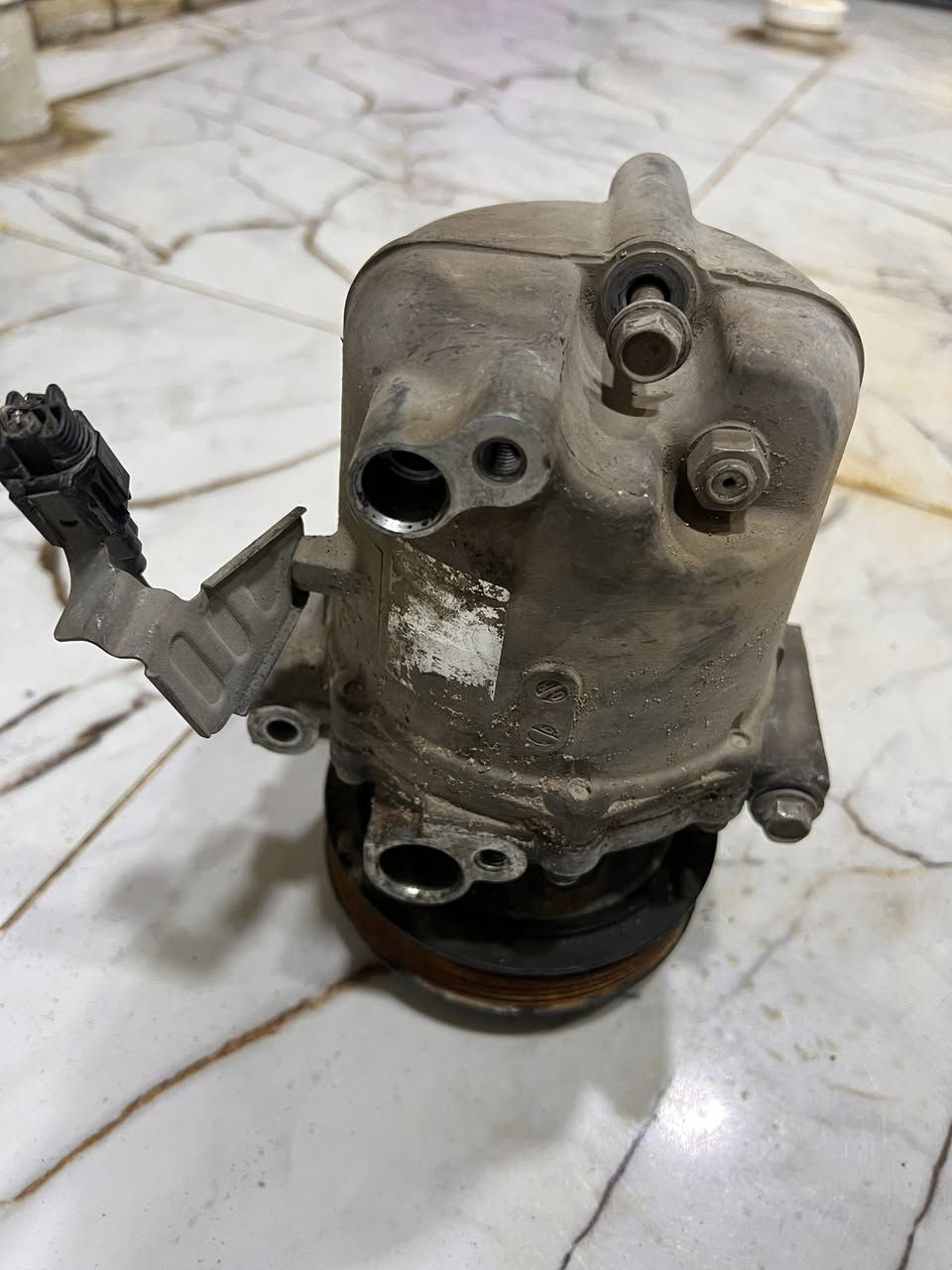 قطع غيار نيفارا  اصلي 2011
مجاول عدد 4 
سلف + داينمو 
كمبريسر 
نوزلات عدد  4 
شوته كاملة مع الجويتر 
دوسة گلج كاملة 
توصيل كافة المحافظات


**إذا كنت صاحب هذا الإعلان وتريد حذفه لأي سبب، رجاءا أرسل رسالة إلى الدعم الفني**