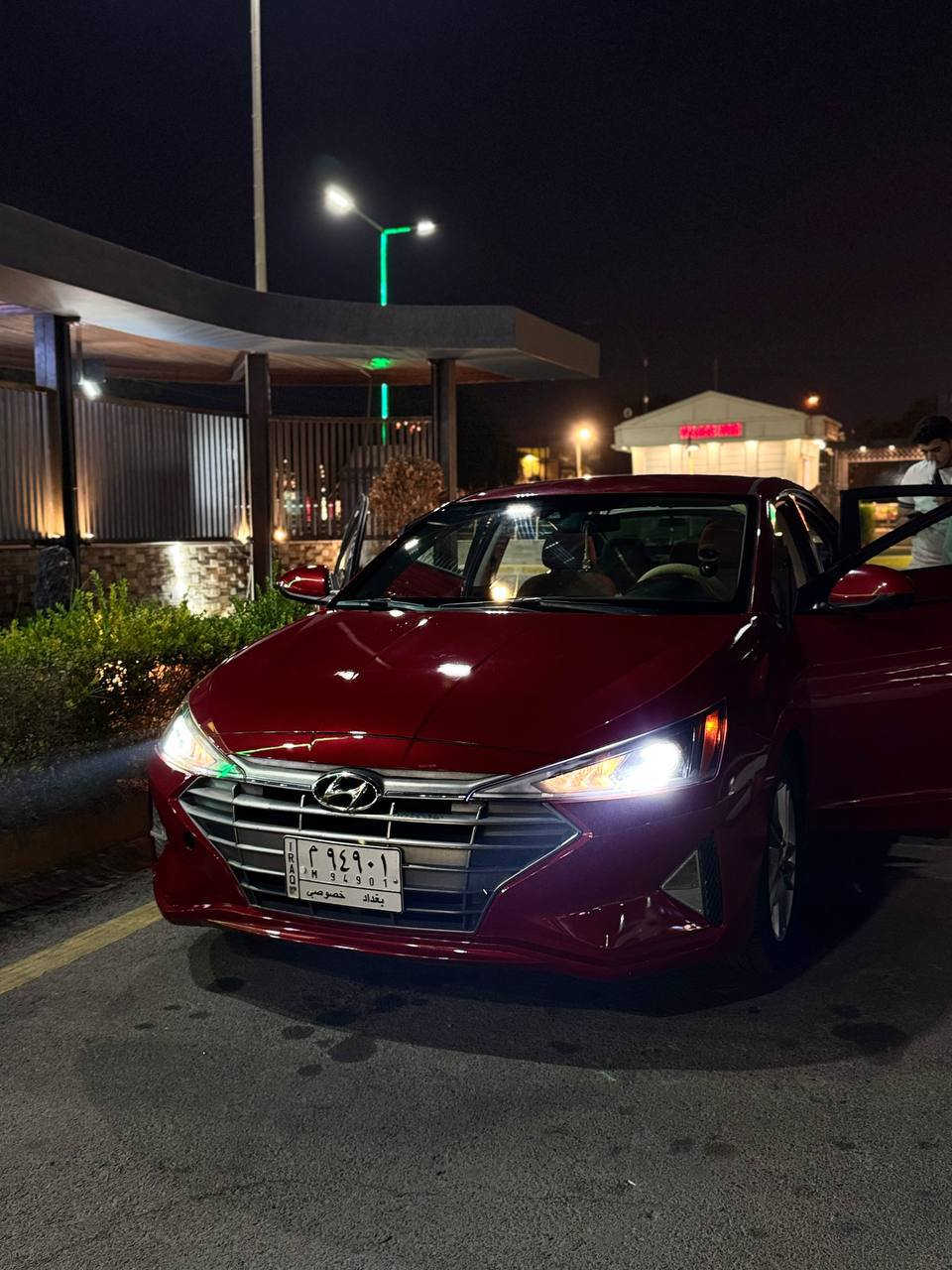 السلام عليكم
النترا 2019 وارد امريكي
السيارة رقم بغداد بغداد خصوصي مشروع وطني تتحول باي محافضة 
الغنوان كركوك
بطاقة بانزين بيها(لسكنة كركوك ، صلاح الدين والموصل)
مواصفات السيارة
شاشة كبيرة بنظام ابل كاربلاي واندرويد اوتو 
عداد ديجتال 
تحكمات ستيرن جهتين
وضعيات قيادة 
(Normal, sport, smart) 
محرك 2.0 دوش بي خيط بخار بسيط والكير شرط
بلكات جديدة 
حدادية ودسكات كله مبدل جديد
تخم تايرات جديد
اضافة منضومة ليد من مركز شاهين للاضاءة (300$) 
سنوية لل 2026 شهر 9
ممشى السيارة 78 ميل

السونار موضح الضرر بالسيارة والصور حادثها بامريكا
السعر 115$ بي مجال بسيط للشراية
الرقم: ***********
