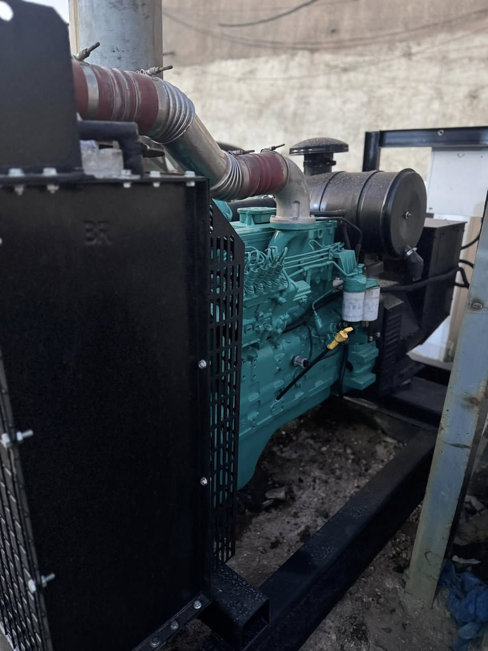 السلام عليكم
مولد كمنز 24 ولف 
سيت بلاد 
250 كيفي 
شرط الحمل 
***********
