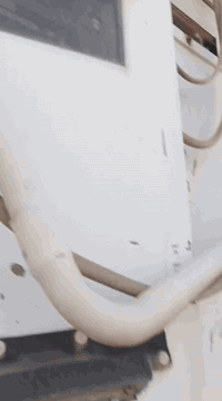 السلام عليكم براد شرط الشغل نضيف طوله 12 متر هذه رقمي وبلخدمه للشراي ***********
