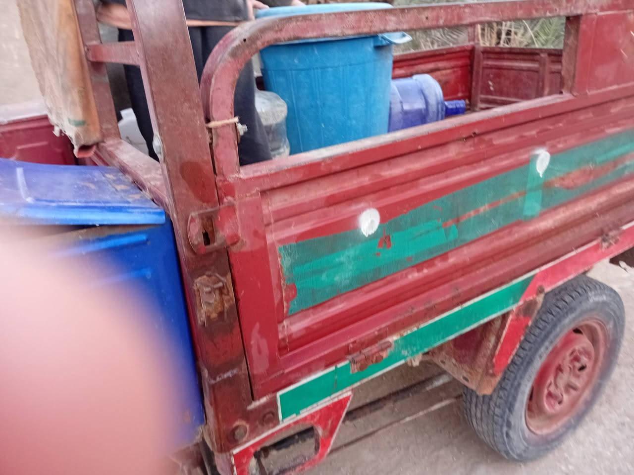 الشراي يتصل *********** ستوته للبيع ارواق نضيفه
