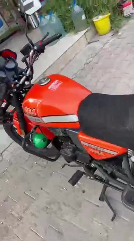 دراجه دايون موديل 2023
مكينة 200cc
رقم وسنويه رقمها كربلاء دراجه خير من الله مكينه ناعمه دهن ما داخل الها غير لوكي مولي كهربائيات كلها شغاله هندر سلف اشاير بك لايت دشبول كلا شغال مجفته مره وحده والشغل درجه اولى تجفيت وكاله مكان الدراجه نجف
للاستفسار واتساب
***********
سعر الدراجه 2.500
وقابل للتفاوض .

