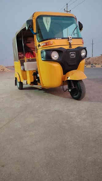 تكتك لبيع موديل 18 طالعه 19 وكيله سيد وسام ابو المجر تكتك جديده كامله مكلف بلنشر الحد يراسلني رجان وهاذه رقم 📱 راعيه *********** مكان المجر 4300 وبيه مجال قليل
