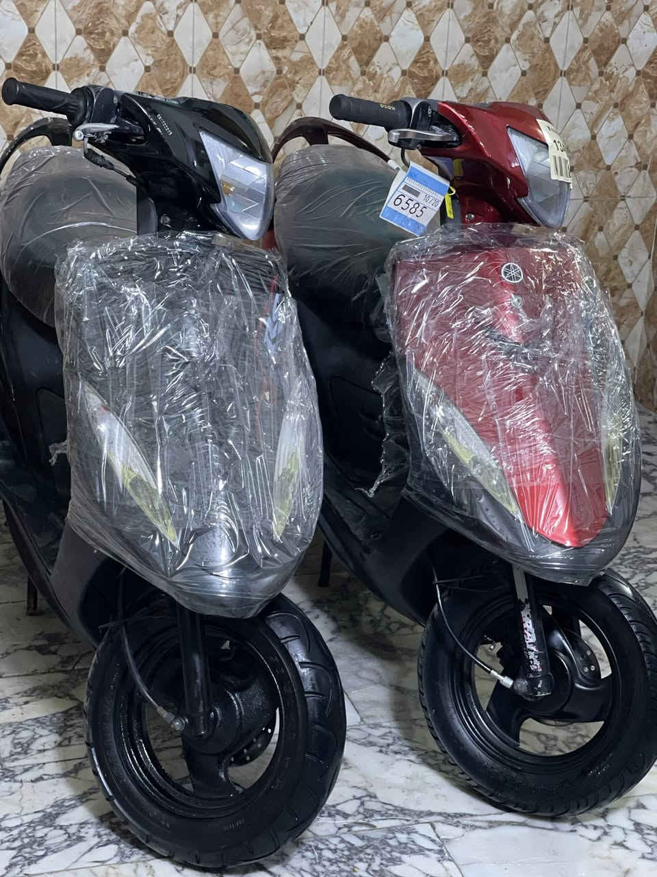 السلام عليكم دراجات جدد نوع ماكس ياباني عدله دراجات مكفوله من كلشي جيب وياك فيتر ويفحص اي نقص مابيه كلها شغال  عنوان مدينه الصدر شراي يتصل ع رقم ***********
