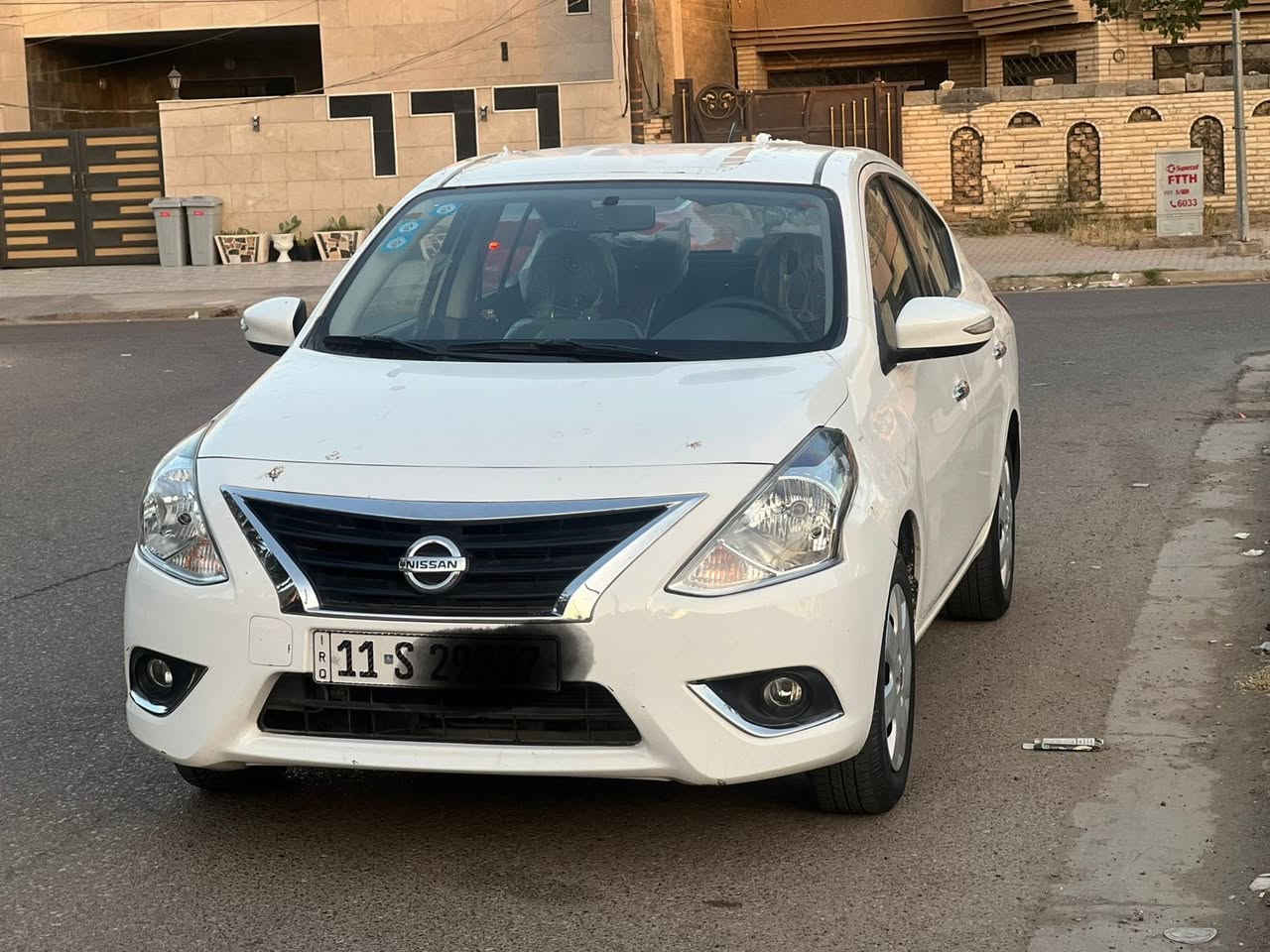 سلام عليكم للبيع نيسان سني مصريه ٢٠٢٣
ماشيه ٣٥
مكفوله من صبغ وتبديل فقط بارد شويه بلجاملغ الأمامي والخلفي ما ئشر عليهن 
وبدنه الخلفيه شويه مطخوخه 
رقم بغداد بسمي تحويل مباشر 
***********
بغداد حي الجهاد
سعر ١١٠
