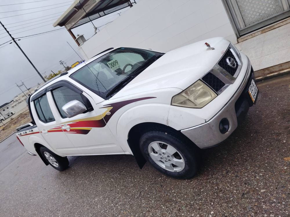 نیسان نەڤارا مۆدیل2009 سەیارک دووپەڵە بۆیاخی هەیە لەگەڵ دوو جی ساردە کوت سەیارک گیڕو مەکینەو تەق وڕەقی گشتی بەشەرتە لۆکە ڕەقم و سنەوی تا2029تازیە تحویل و وەکالەبەشەرتە کۆبۆن بەنزینی هەیە سەیارک زۆر زۆر پاک ماوتەوە لە هەولیرم نرخیشی90$ وەرەقە وتۆزی مجال ژ.م*********** أربيل, العراق
