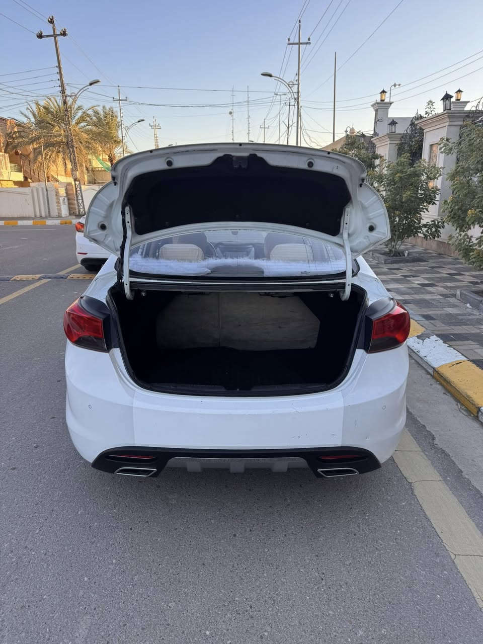 النترا 2012خليجي بغداد إنكليزي الدولي الجديد فوووول مواصفات واحد على واحد حجم المحرك 1800 دوش المرغوب 
سياره مكفوله كفاله عامه من اي حادث 
اكو صبغ أثر تكشير بخشم الجاملغ الأمامي كدر شبر وشويه من باب الصدر غير هذا الكلام اني أخسر كروتك 
بجمها كبس شركه شاشه وكامره وحساسات إماميه وخلفيه تحكمات ستيرن 
تبريد جديد تخم تاير ادامه كامله بلكات نورلات فيت بم كلها جديد سياره كولش نظيفة بالعافيه على الي ياخذها 
مكانها الفلوجة 

السعر 123

***********
***********
***********
