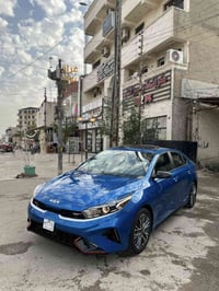 للبيع كيا فورتي  وارد امريكي ضرر 3قطع صبغ سياره منفيس بعدهه بدون رقم د...