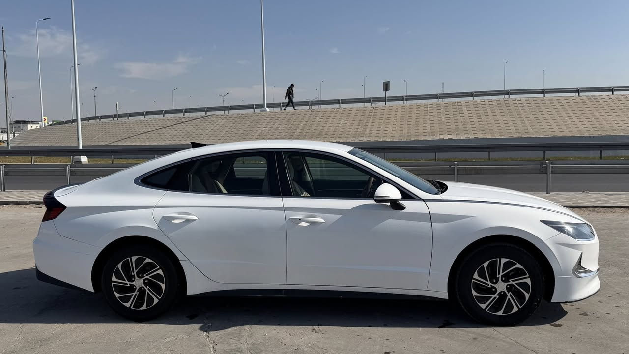 سوناته تكسي دبي٢٠٢٣هايبرد سياره بجيس ماشيه٩٥ الف حقيقيي السعر ١٣٨ سياره بجيس الرقم***********
