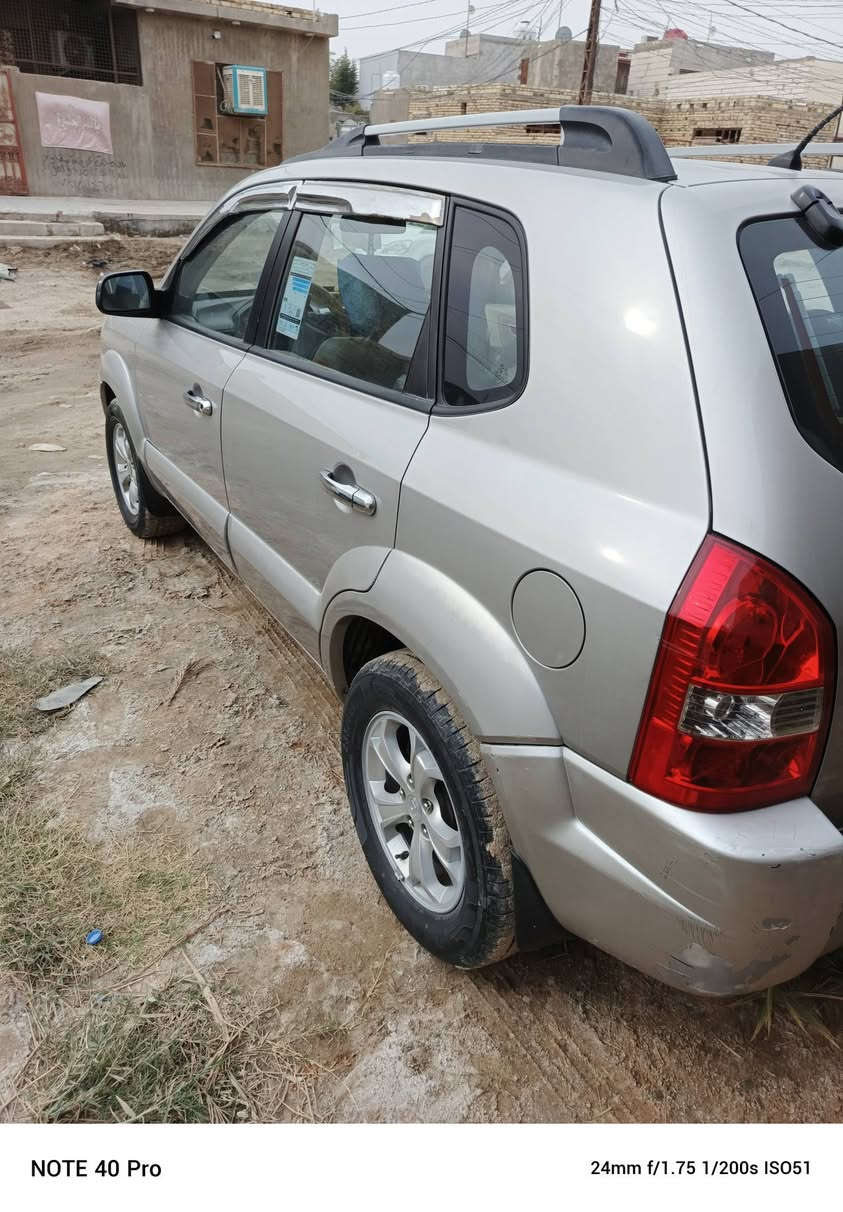 توسان 2009 بسمي رقم بغداد فول مواصفات فور ويل مكفولة حداديه امامي وخلفي جديدة تخم تاير كوري السعر 120$
السيارة مال جناي  ***********
