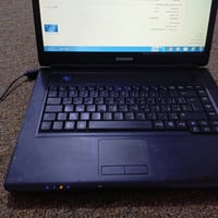 سامسونج • يحتاج بطاريه • زر التشغيل متسخ